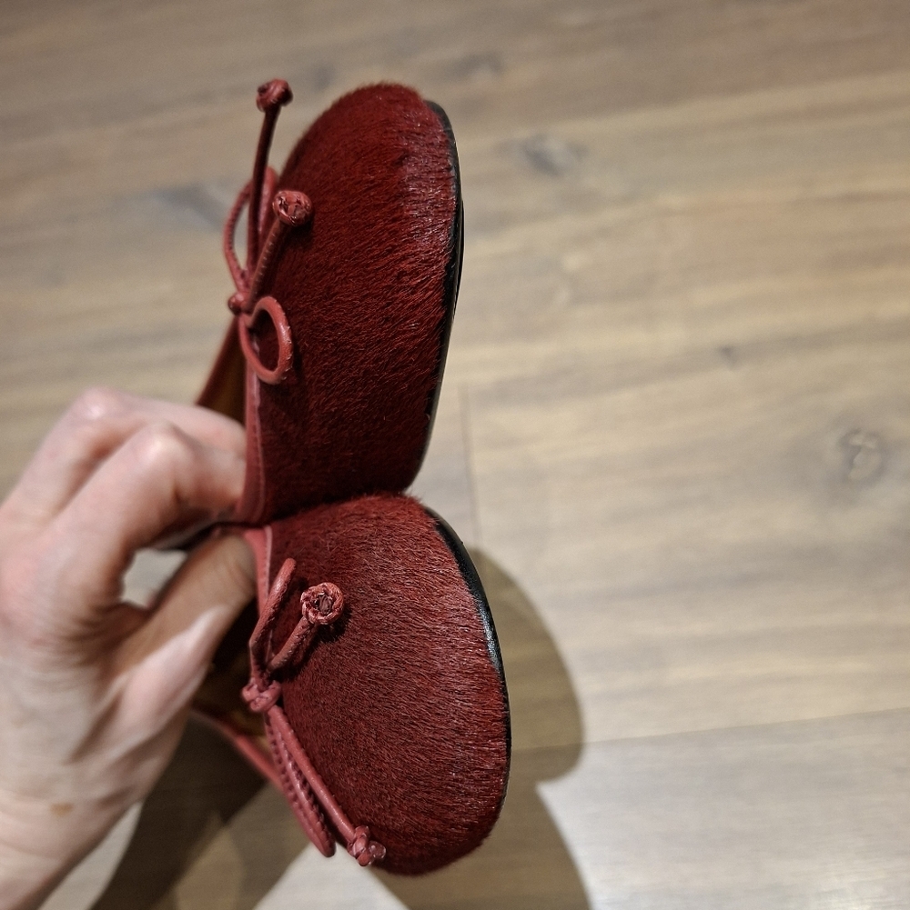 Gadea Elegant Deep Red Leather/Calf Hair Ballet Flats (Size EU 37.5/US 7.5) - Picture 5 of 7